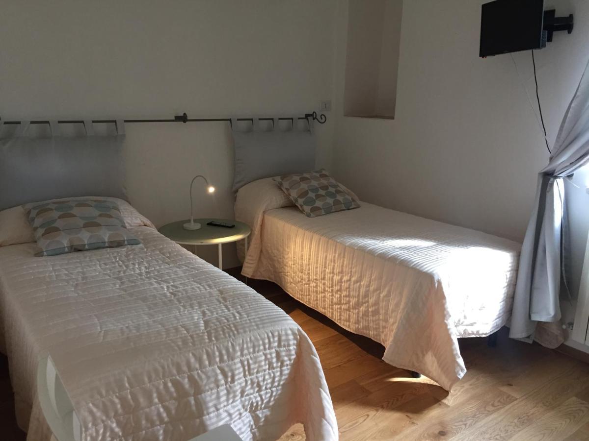 Est Locanda San Ginesio Eksteriør billede