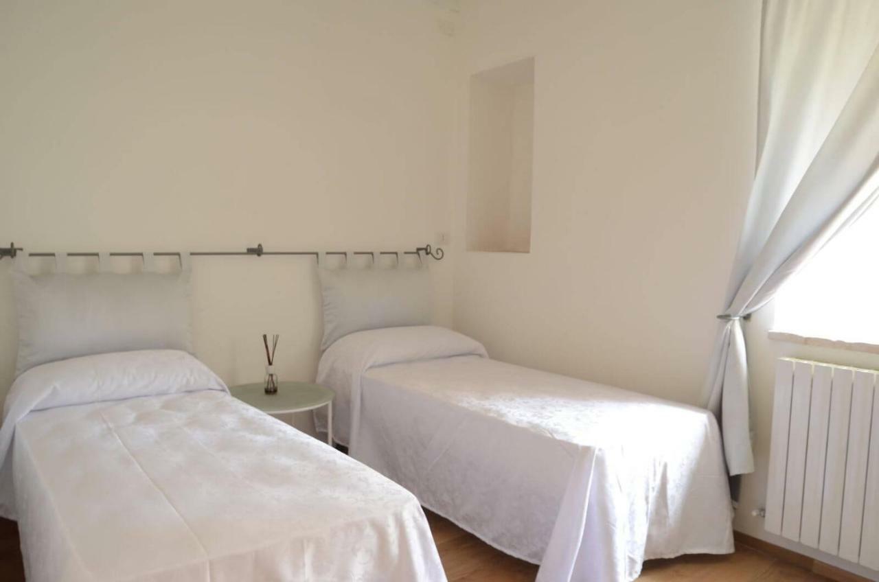 Est Locanda San Ginesio Eksteriør billede